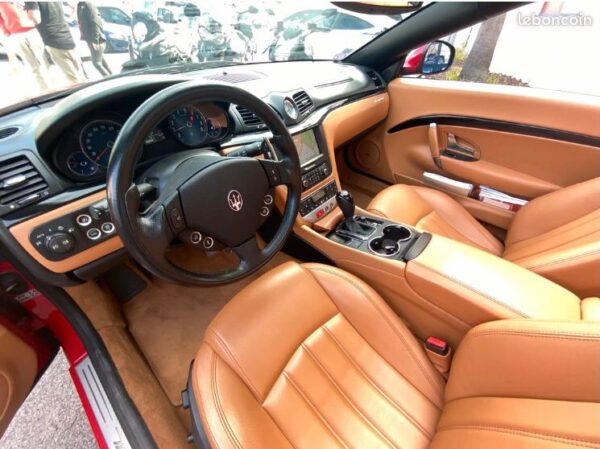 Maserati grand cabrio 2011 – Image 3