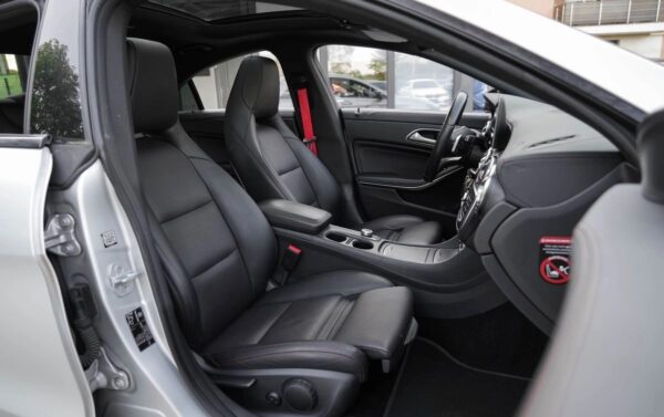 MERCEDES BENZ CLA 2017 – Image 5