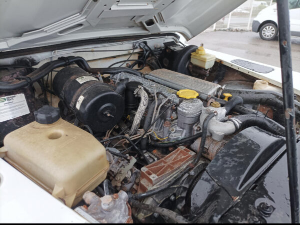 Land Rover Defender 110 300 TDI 2003 – Image 3