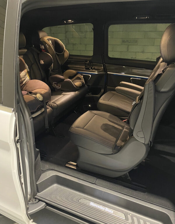 Mercedes Classe V 250d 2020 blanc – Image 2
