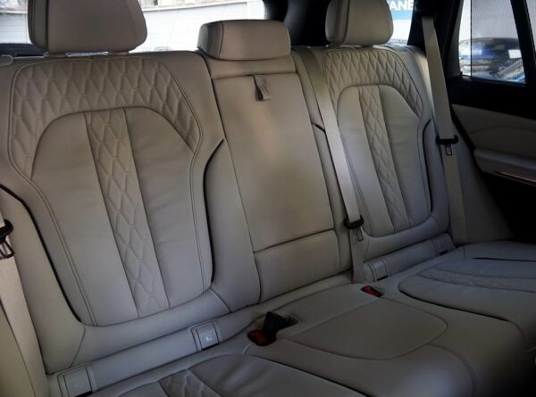 BMW X5 30 D X drive Pack M 7 places toutes options – Image 14