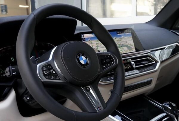 BMW X5 30 D X drive Pack M 7 places toutes options – Image 16