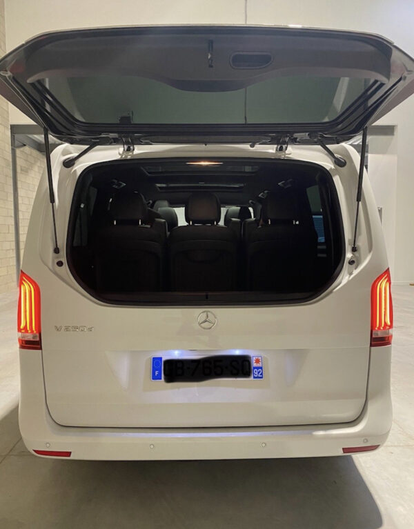 Mercedes Classe V 250d 2020 blanc – Image 11