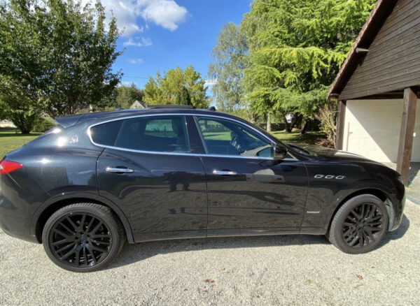 Maserati levante Grandport SQ4  2018 – Image 3