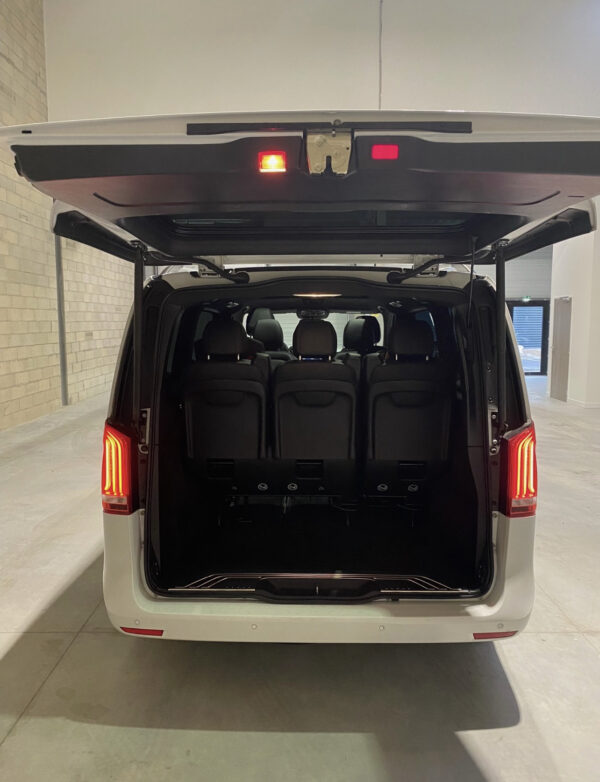 Mercedes Classe V 250d 2020 blanc – Image 13