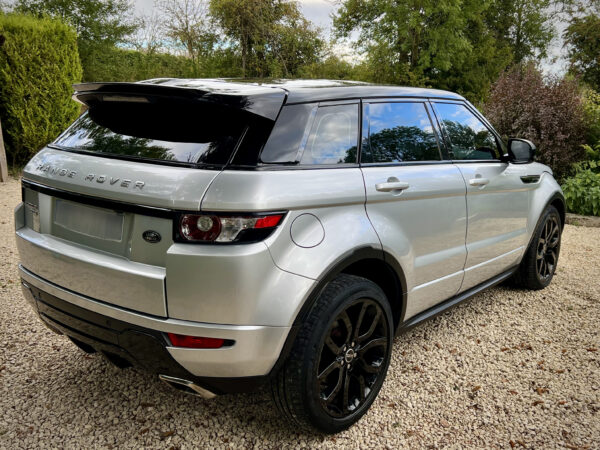 Range Rover Evoque 2.2 SD4 190cv - Dynamic Sport – Image 18