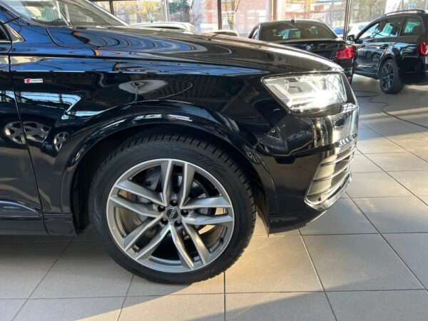 Audi Q7 II 3.0 TDI CD 272 AVUS  2017 – Image 3