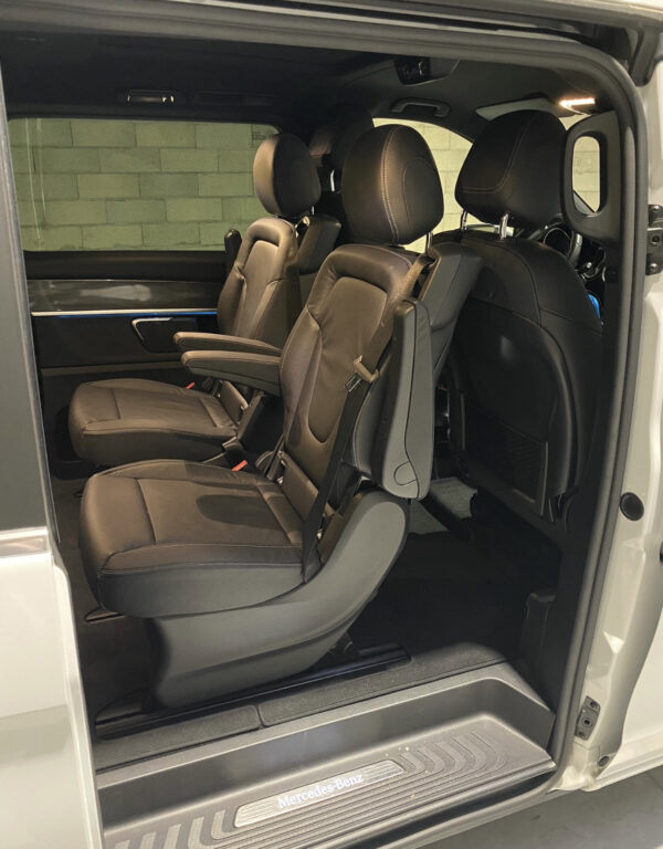 Mercedes Classe V 250d 2020 blanc – Image 9