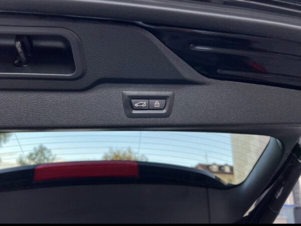 BMW XDrive 3.0d F15.  2017 Pack M  7 Places Noir – Image 6
