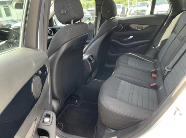 Mercedes glc 220d 2017 – Image 10