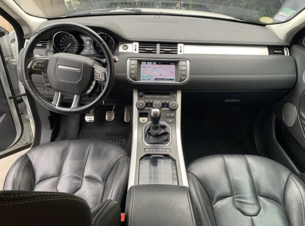 Land Rover Range Rover Evoque SD4 Dynamic boite manuelle – Image 2