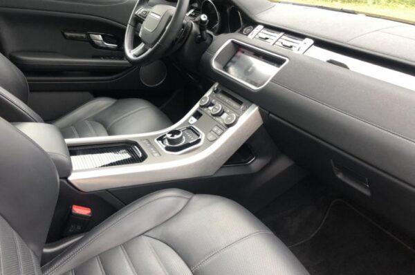 Land-Rover : Range Rover Evoque 2.2  SD4 DYNAMIC BVA9 Année : 2015 – Image 18