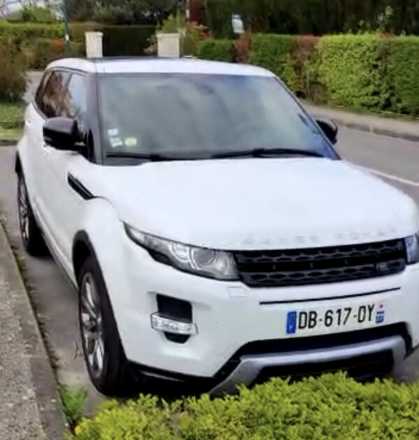 Land-Rover : Range Rover Evoque 2.2 190 CH BVA6 SD4 DYNAMIC